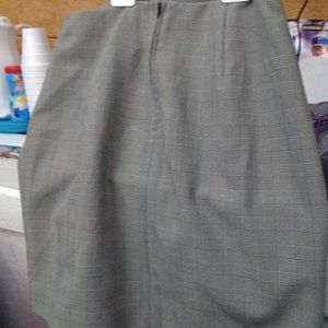 above the knee skirt